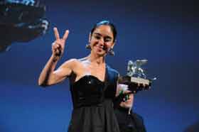 NESHAT_Shirin