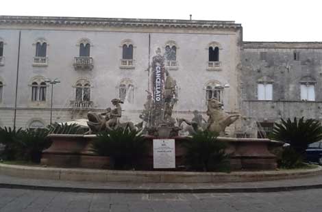 Siracura_fonte_di_Diana