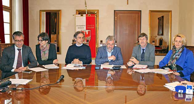 sindaco-di-merano-bilancio-con-giunta-comunale-Stadtrat